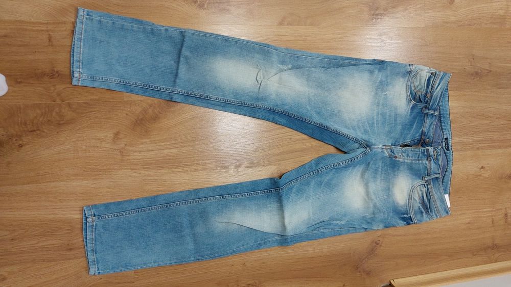 Мъжки дънки 33 номер