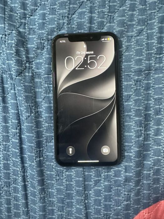 Продам айфон 11 ы