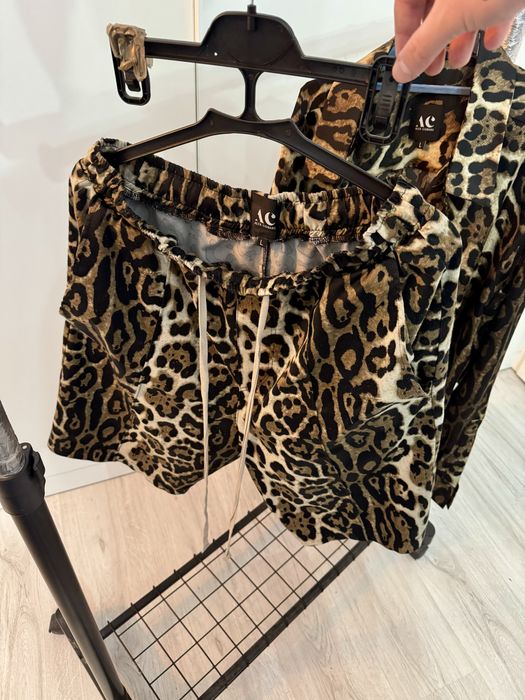 compleu pantaloni camasa alex ciobanu animal print