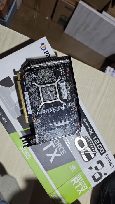 Продавам видеокарта Palit RTX3060 12GB STORMX
