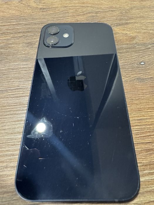 Iphone 12 80% baterie