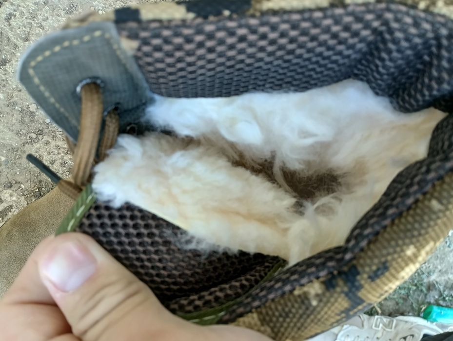 Продам зимние ботинки размер 45