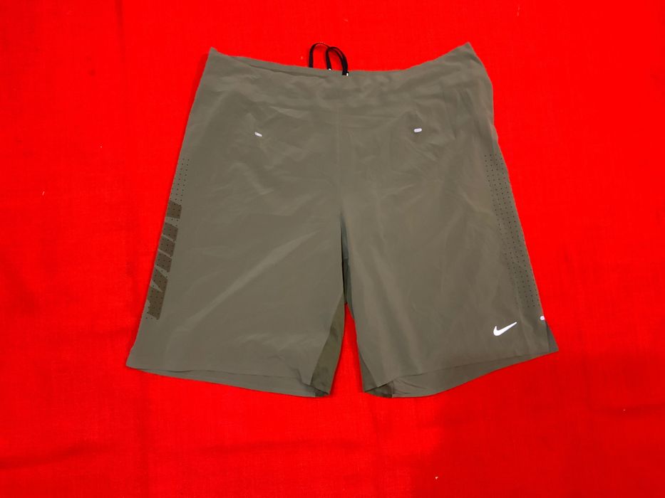 Nike-оригинални къси панталони размер м