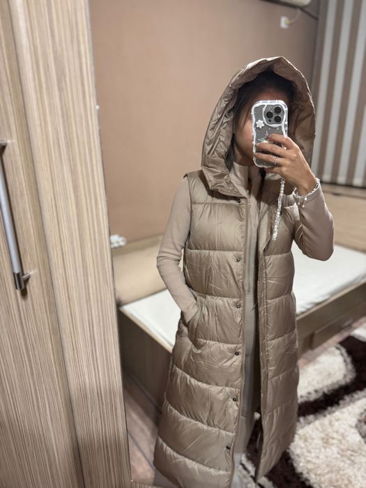 Дълъг елек в бежово