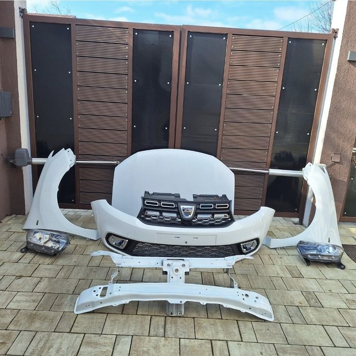 Bara fata Capota aripi faruri trager radiatore logan logan mcv sandero