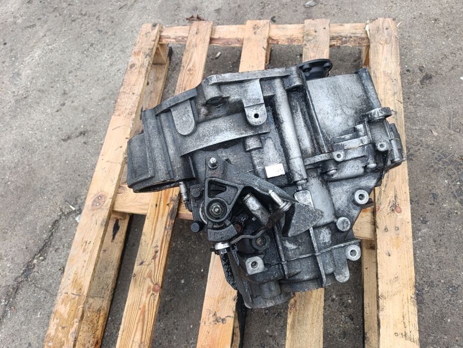 Скоростна кутия Фолксваген Голф 2.0  дизел 140 кс / VW 2.0 D