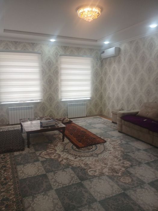 2 xonali uynijaraga beriladi.  Tantana, Registon