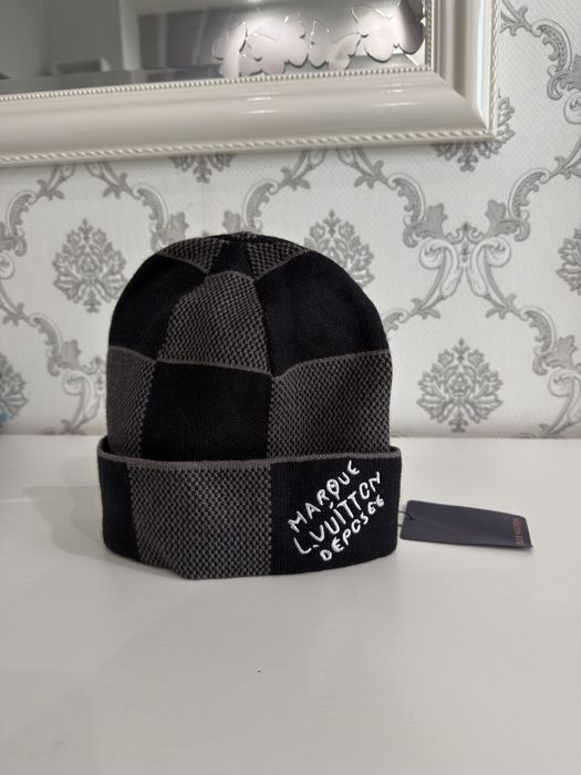 Louis Vuitton зимна шапка