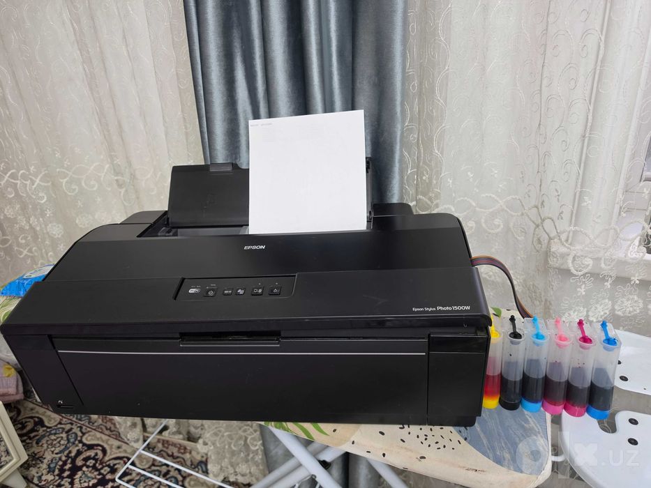 Epson 1500w A3 A4 Farmat Printer 6 Ta Rangli Xolati idyal Aybi yoʻq