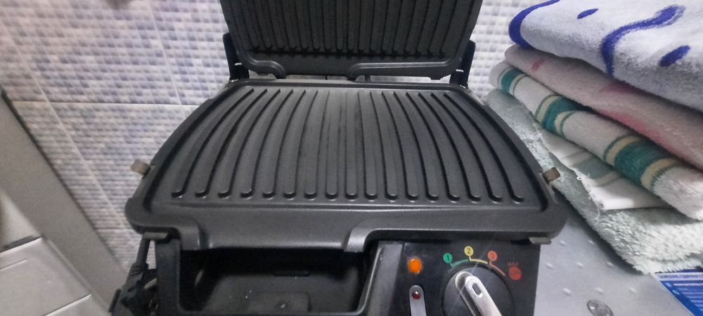 Продаётся гриль от Tefal