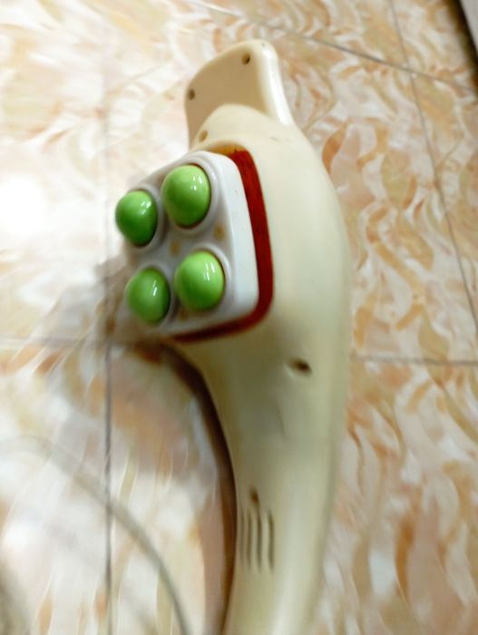 Массажёр б.у и космодиск для спины