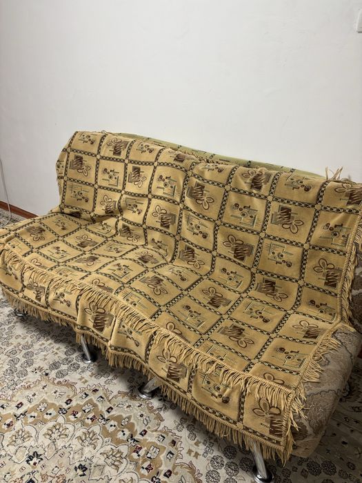 Продаются 2 раскладных кресла