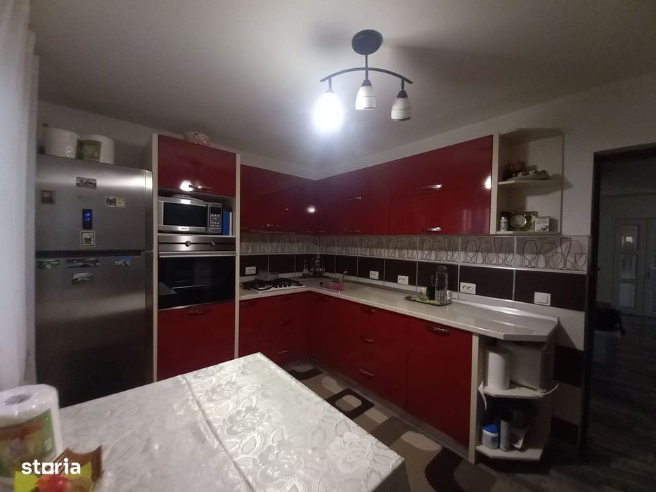 Casa noua cu etaj zona Rediu-Stauceni