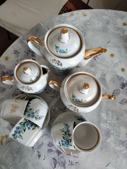 Продаю винтажный кофейный сервиз(СССР).