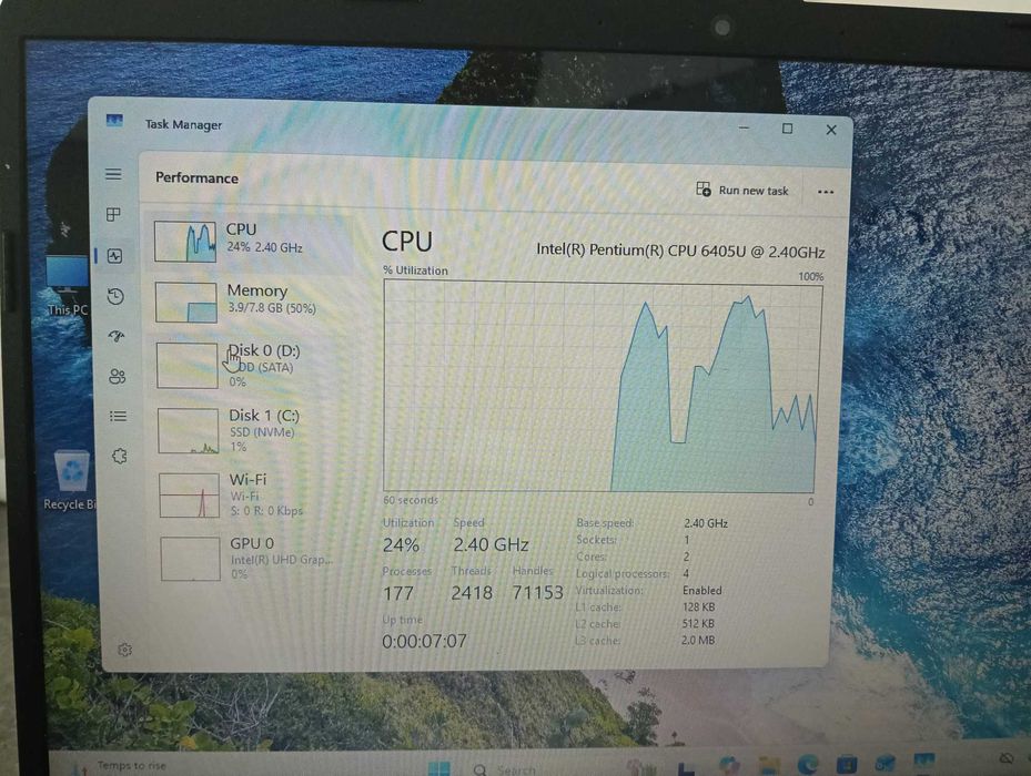 Vand Laptop HP Rosu, 8Gb DDR4, 15.6" la CUTIE