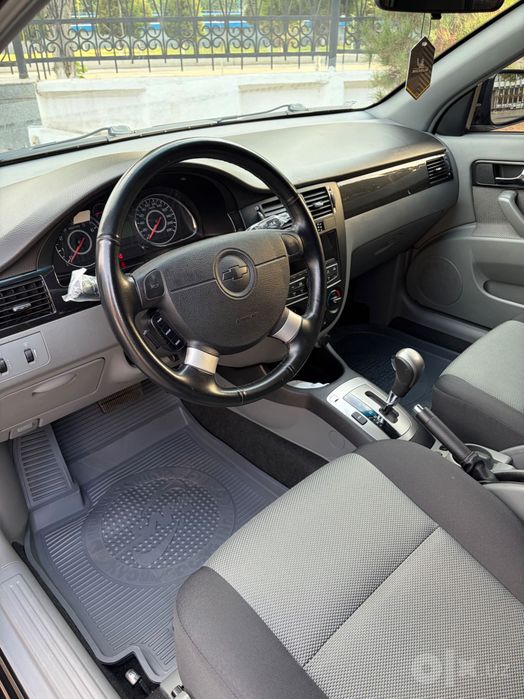 Lacetti Gentra 3 pozitsiya. 28.000 probeg