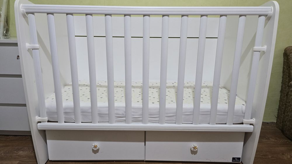 Кошара-люлка Lorelli classic matrix с матрак и протектор