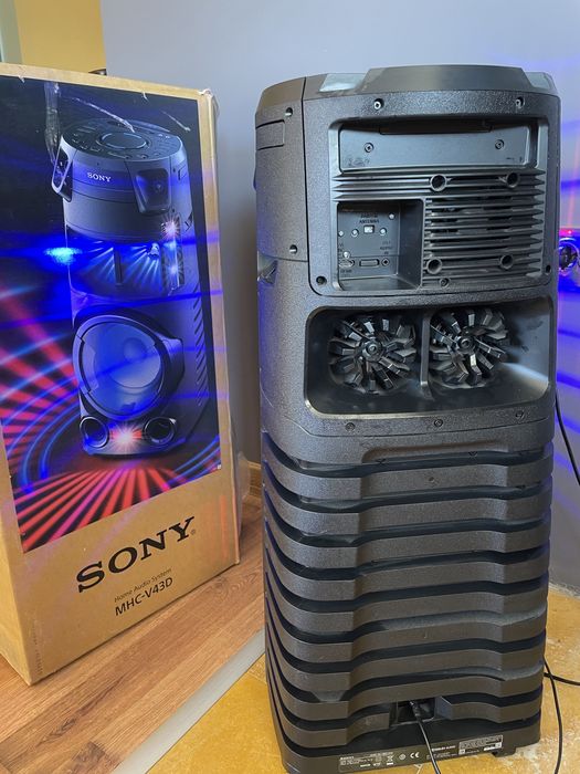 SONY MHC V43D парти колона с 2 микрофона