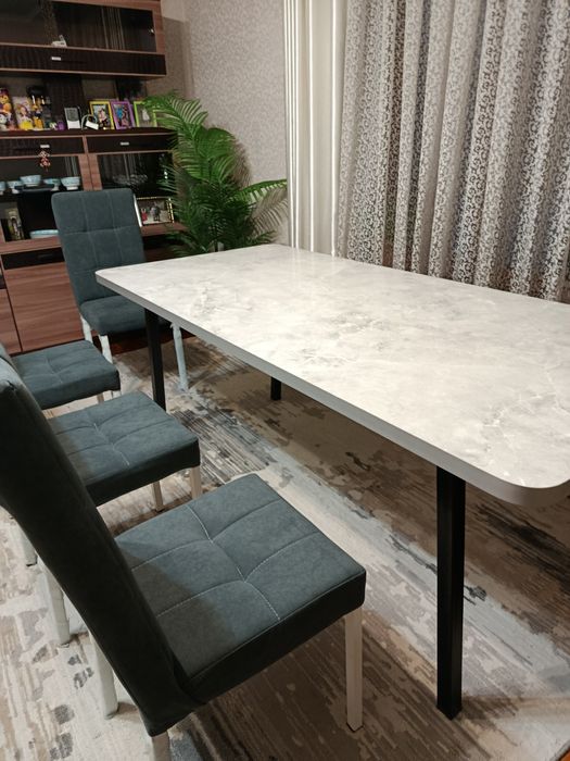 Стол и 8стульев новые