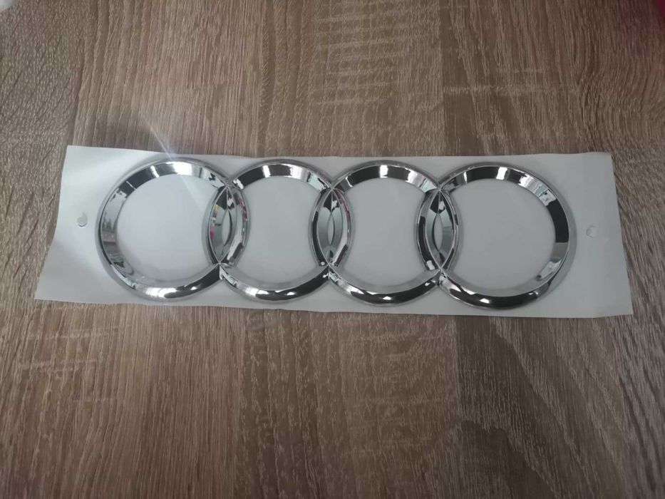 сребриста емблема за Ауди Audi 19.2 см