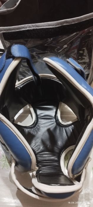 Продам шлем кожаный