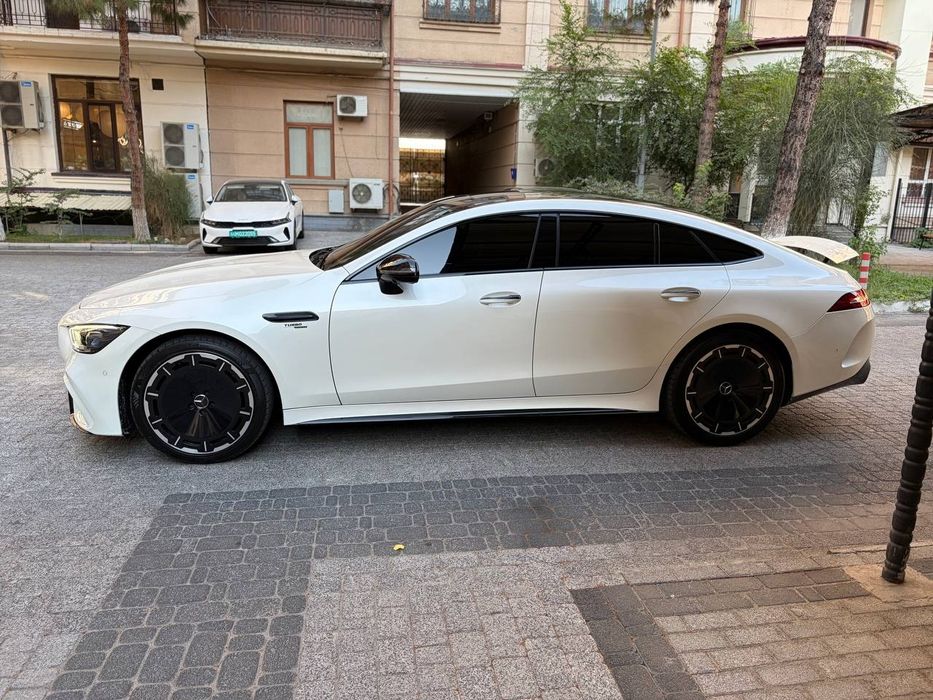 Mercedes-Benz gt53 amg