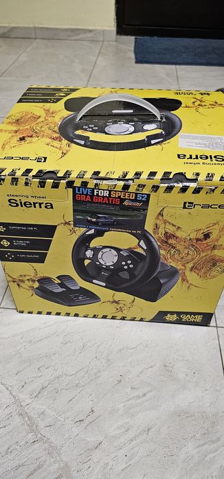 Геймърски волан Tracer Sierra с включени педали