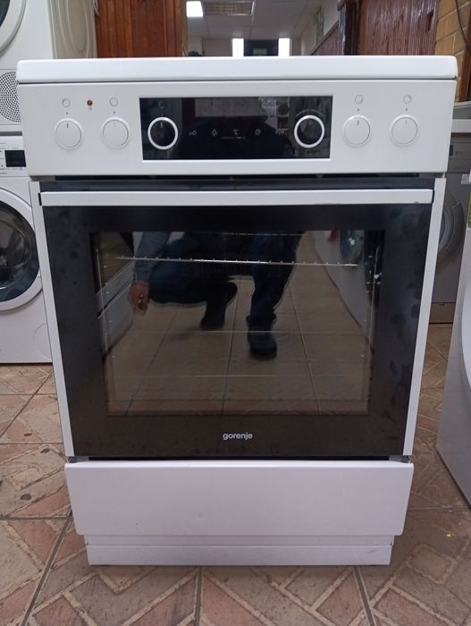 Свободно стояща печка скерамичен плот Gorenje с 2 години гаранция!