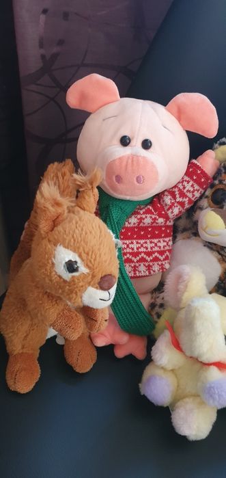 Плюшени        играчки .