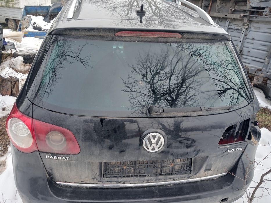 Dezmembrez Passat 2.0 diesel