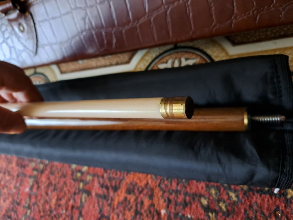 Бильярдный кий в кож. чехле