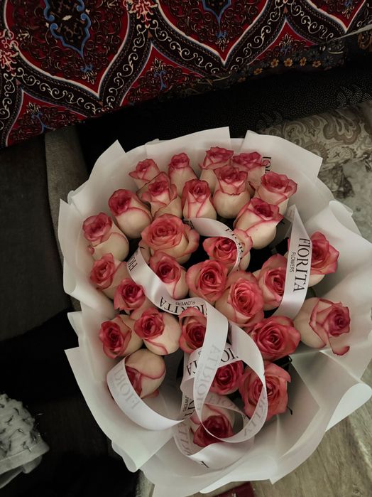 Цветы свежие 25 шт