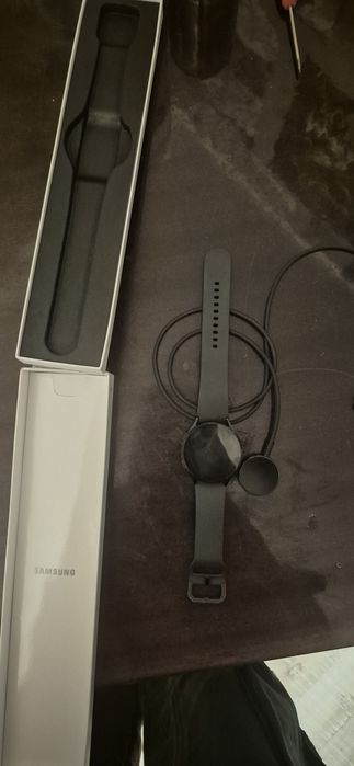 Samsung Galaxy watch 5 44mm LTE