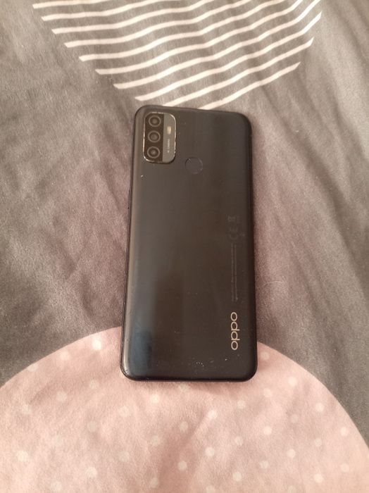 Срочно продам телефон