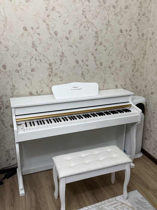 Продам цифровое пианино