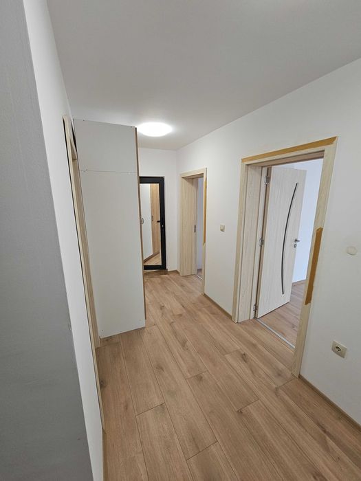 Продава се Тристаен апартамент в Варна, Център - 95 кв.м за 2315 €/кв.м - Снимка #7