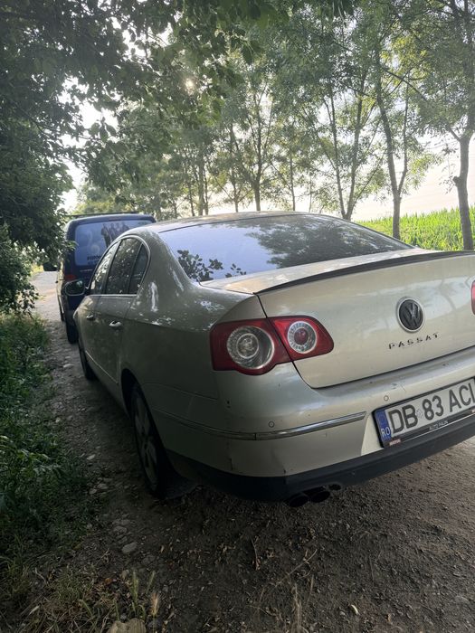VOLKSWAGEN Passat 2010 — imagine 2