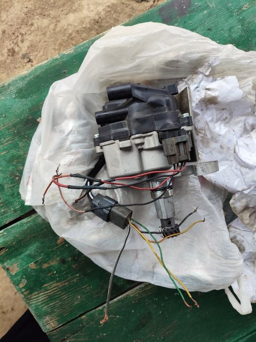 Продам на mazda cronos