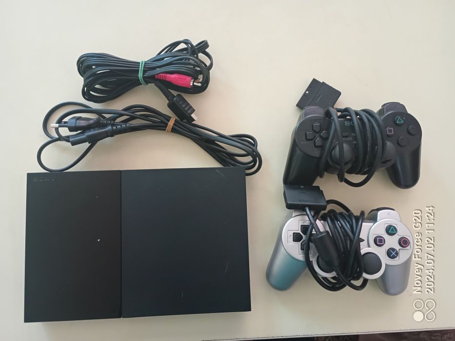 Play station2 ichida 4ta oʻyini bor