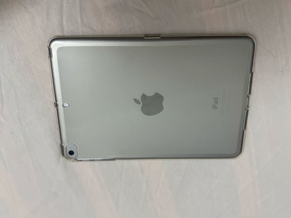 Продам Ipad 4 mini 128gb