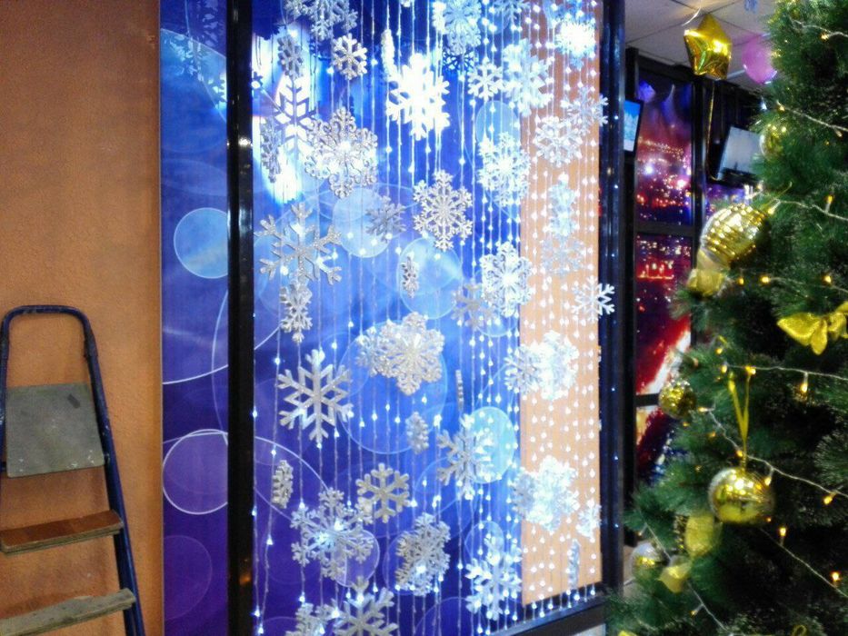 Новогоднее оформление! Зимнее украшение. Свет, иллюминация.