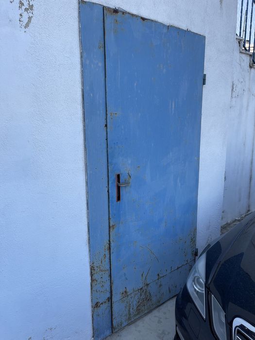 Гаражна врата, Метална врата двукрила 160 275, врата 100 275, решетки