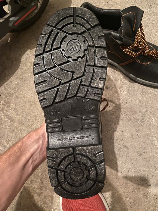 Мъжки работни високи обувки 44