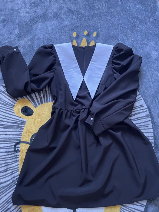 Продам платья по 4000 каждое