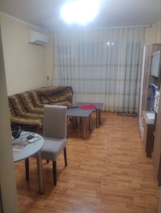 Продава се Двустаен апартамент в Пазарджик, Идеален център - 63 кв.м за 567 €/кв.м - Снимка #2