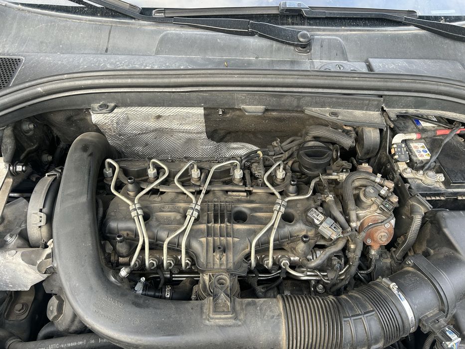 Injectoare Volvo XC 60 2.4 D D5204T3 2012