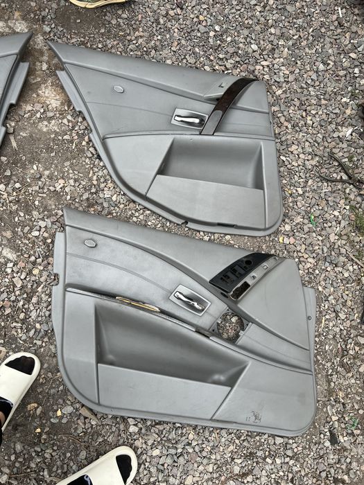 Бмв е60 панель, подлокотник, карты дверные , пластик