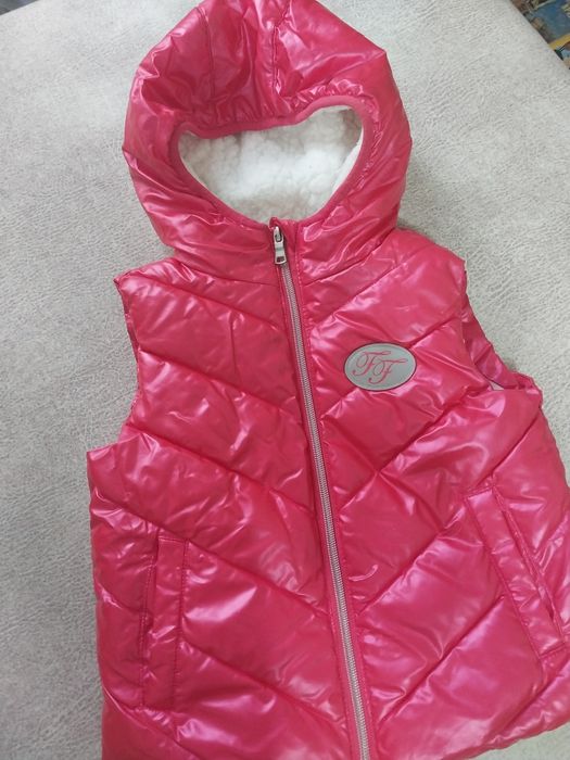 Продам детскую жилетку