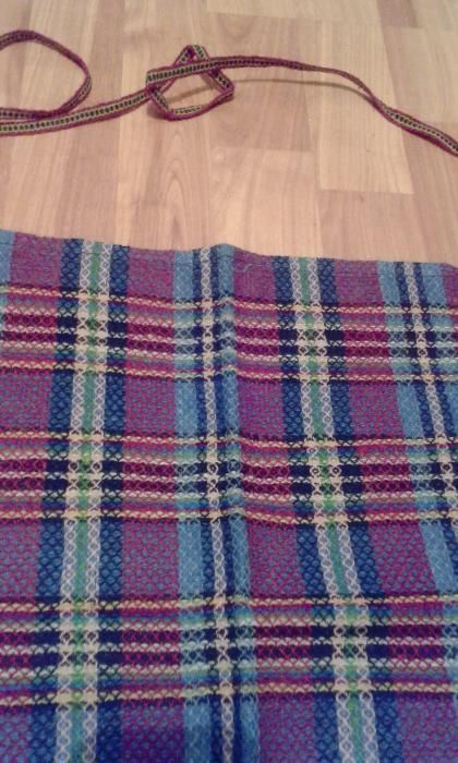 ръчно тъкани престилки