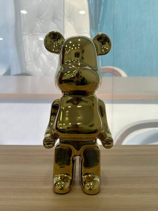 декор мишка bearbrick
